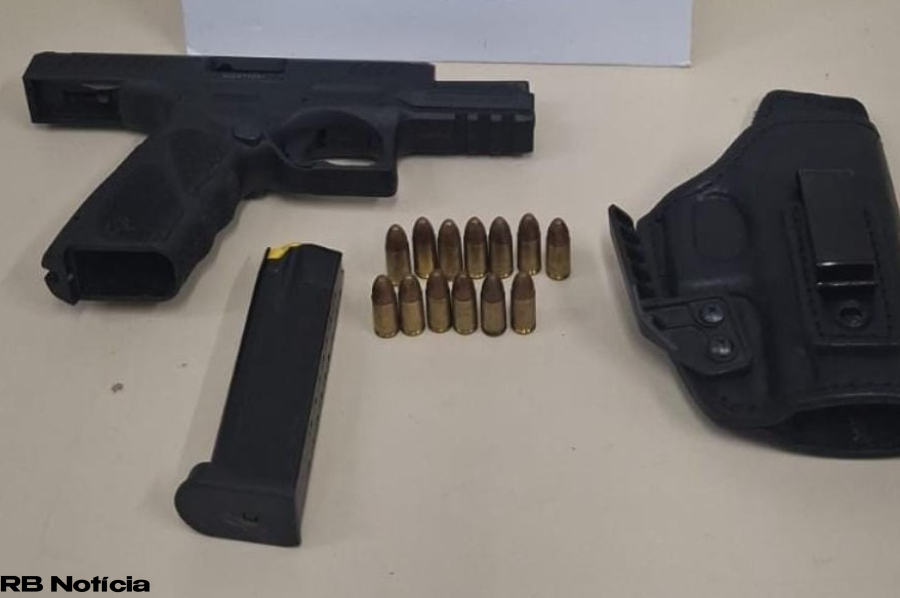 Polícia Militar prende homem e apreende arma de fogo durante ocorrência de violência doméstica em Sena Madureira