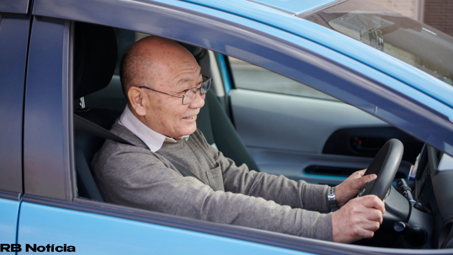 CNH após os 70: o que pode fazer você perder o direito de dirigir