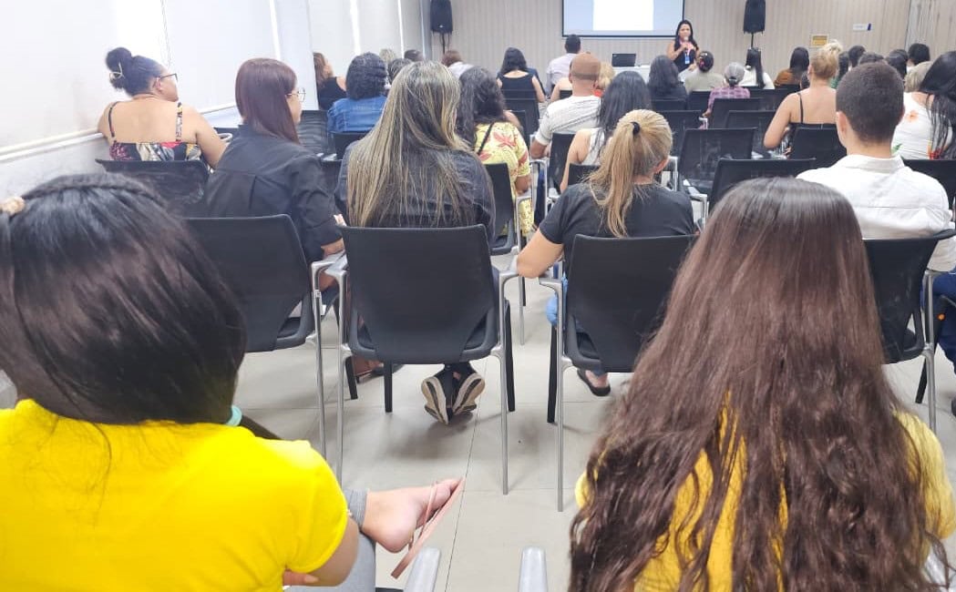 Mulheres privadas de liberdade participam do 3° Encontro de Costureiras do Acre no Sebrae