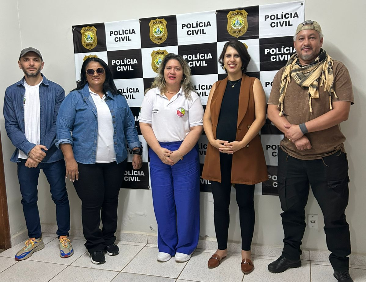 Programa Qualivida da Polícia Civil realiza primeiro atendimento psicológico itinerante e leva cuidado a policiais civis de Sena Madureira
