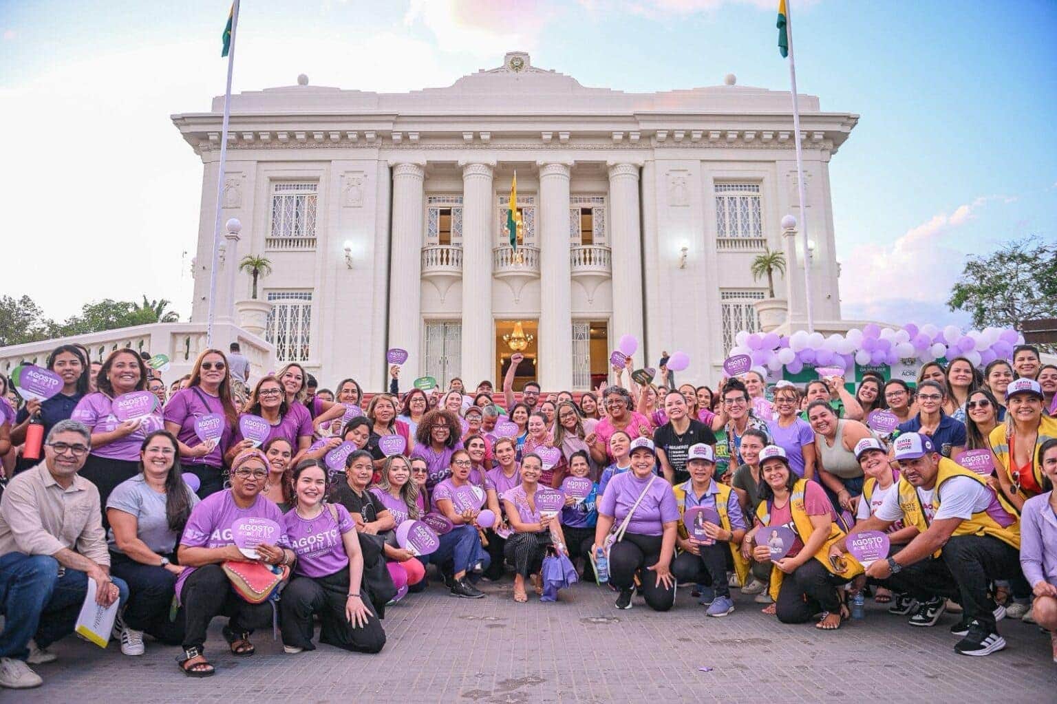 Acre fortalece políticas para mulheres, amplia rede de proteção e se destaca no país pela equidade salarial no serviço público