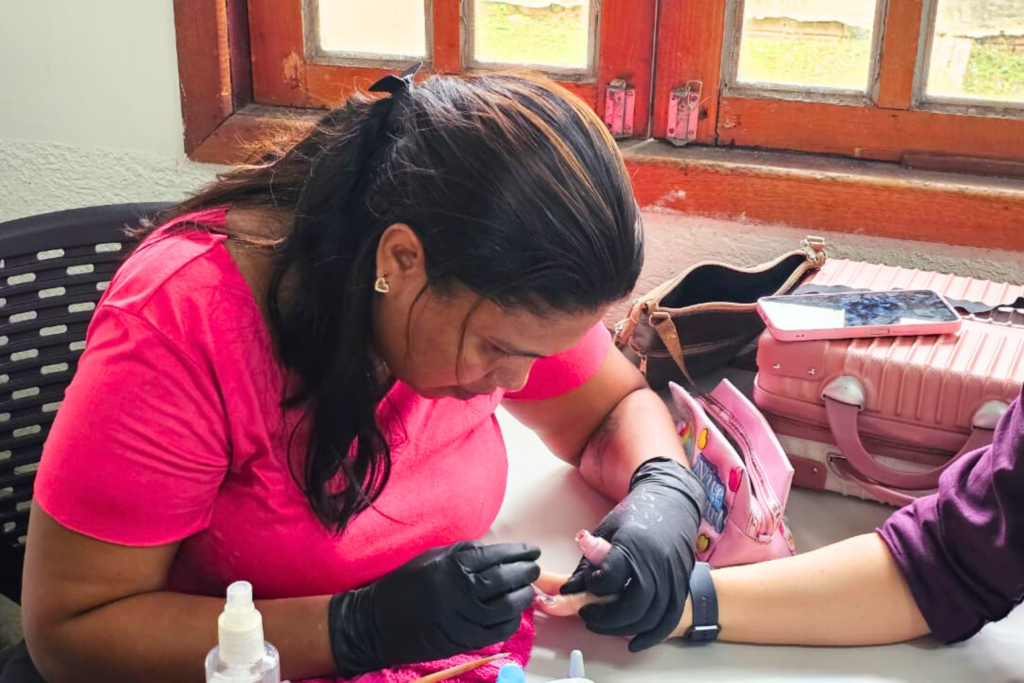 Governo do Acre oferta cursos de qualificação profissional para mulheres do Juruá