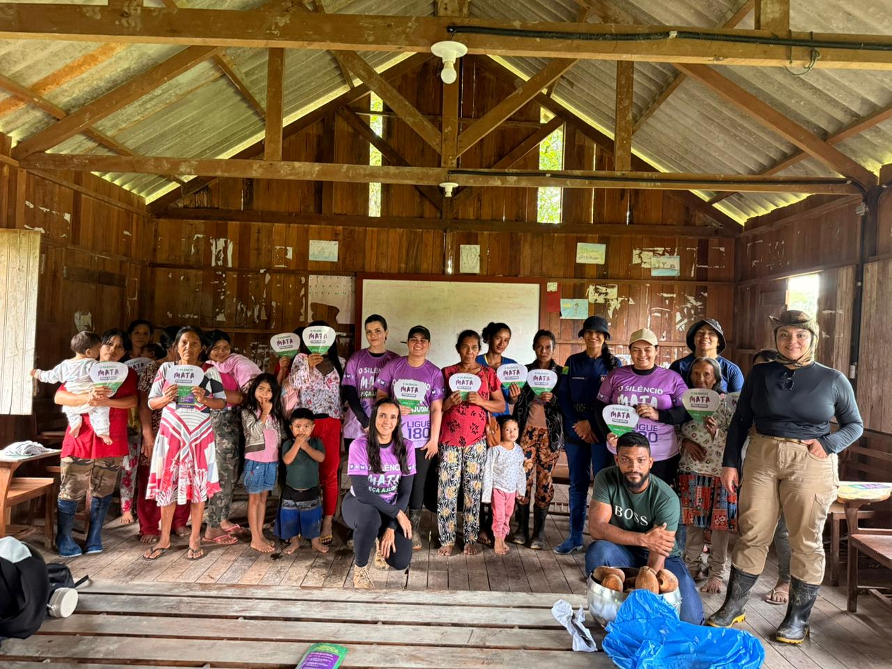 Semulher promove ação de conscientização contra a violência a mulheres indígenas e ribeirinhas