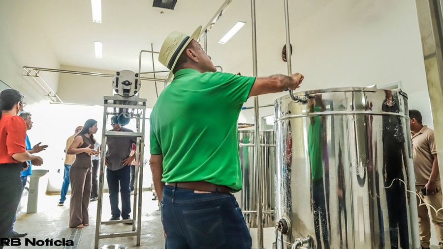 Prefeitura de Rio Branco conclui instalação da fábrica de leite de soja para reforçar segurança alimentar