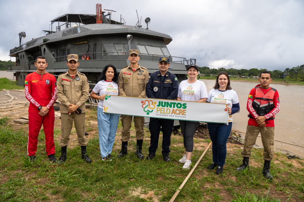 Programa Juntos pelo Acre chega aos ribeirinhos de Porto Walter nesta quinta e realiza atendimentos até sábado