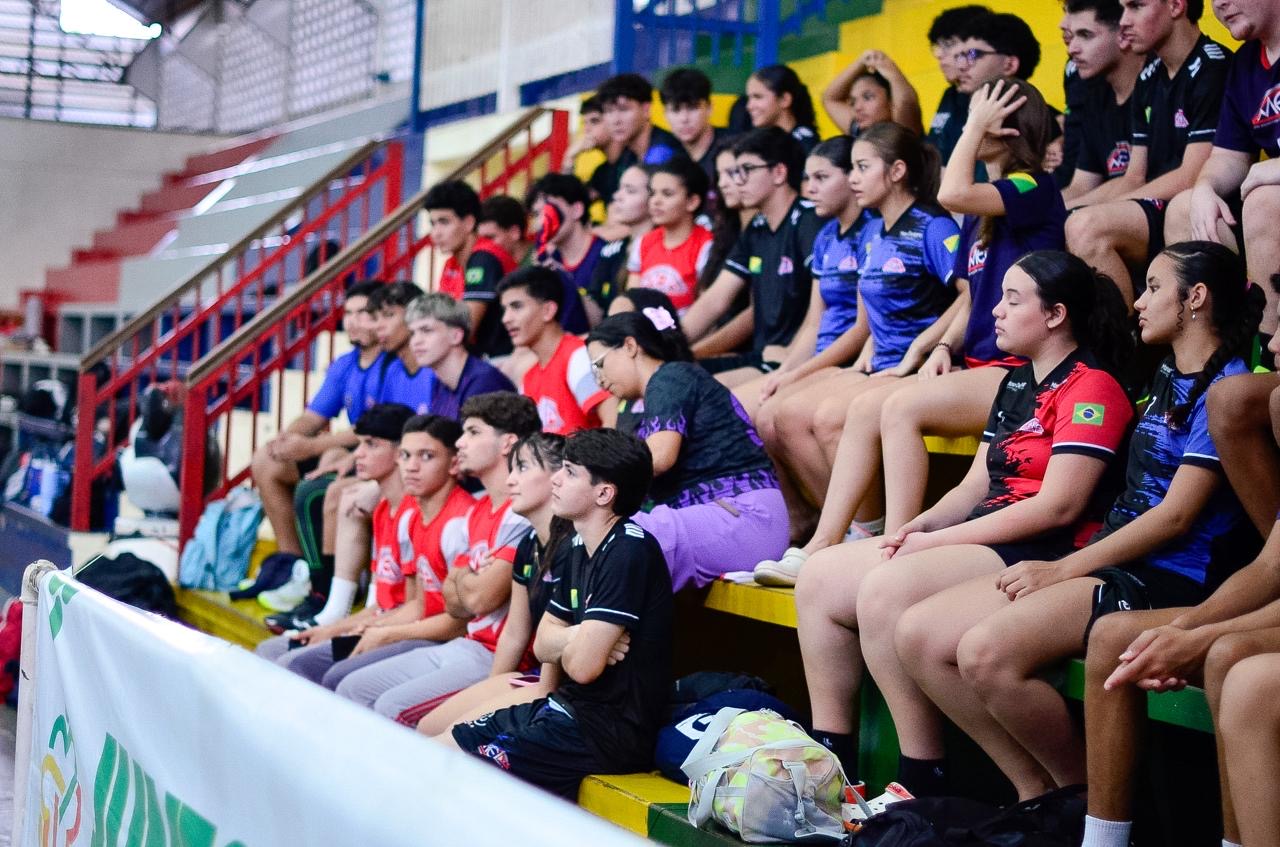 Juntos Pelo Acre realiza campeonatos esportivos no Colégio Meta e na escola Henrique Lima, no Calafate