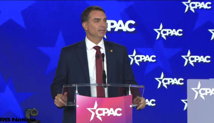 ‘Uma grande armadilha do PT’: Flávio Bolsonaro diz que lei da misoginia foi usada contra ele