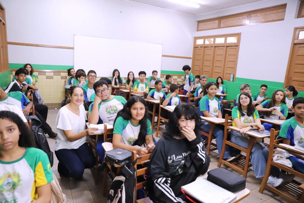 Educação e controle social ganham força com adesão do Acre a projeto nacional