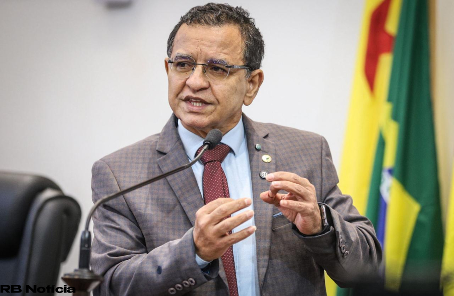 Luiz Gonzaga destaca acordos internacionais e defende retomada de voos entre Acre e Peru