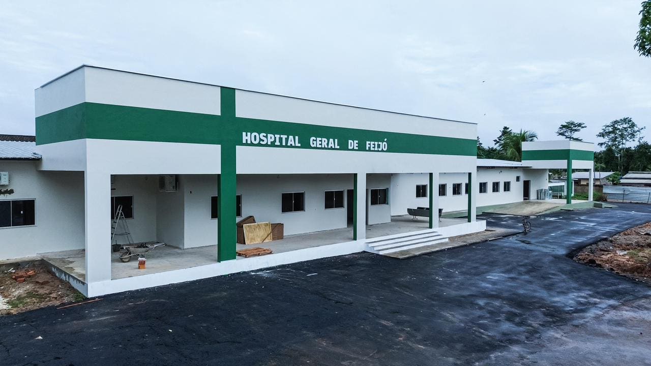 Obras no Hospital Geral de Feijó avançam e população ganhará estrutura ampla e digna a partir do dia 30