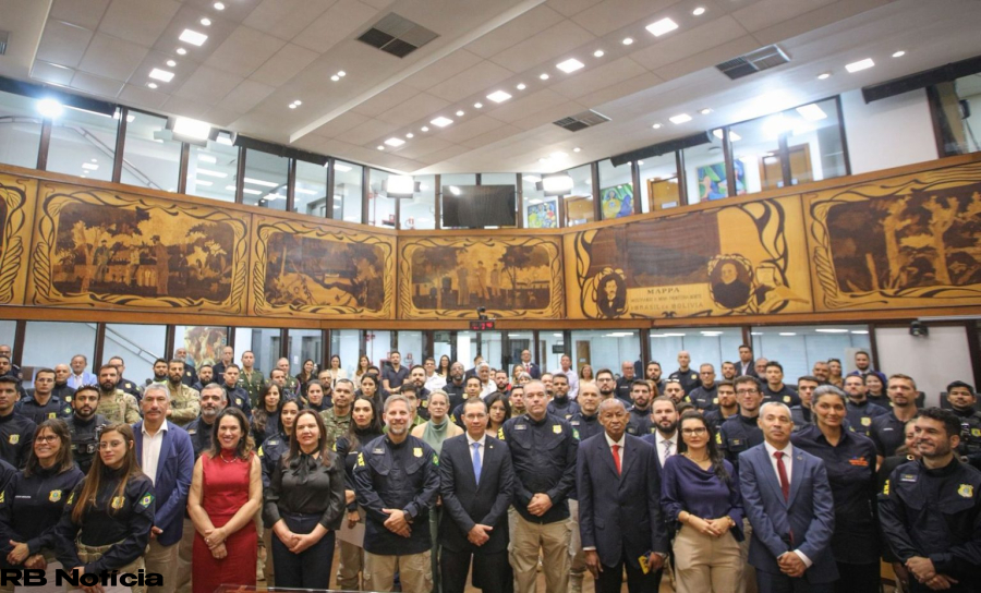 Aleac realiza sessão solene em homenagem aos 10 anos da Polícia Rodoviária Federal no Acre