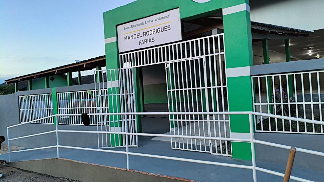 Educação do Acre avança com serviços de manutenção predial nas escolas urbanas do Jordão