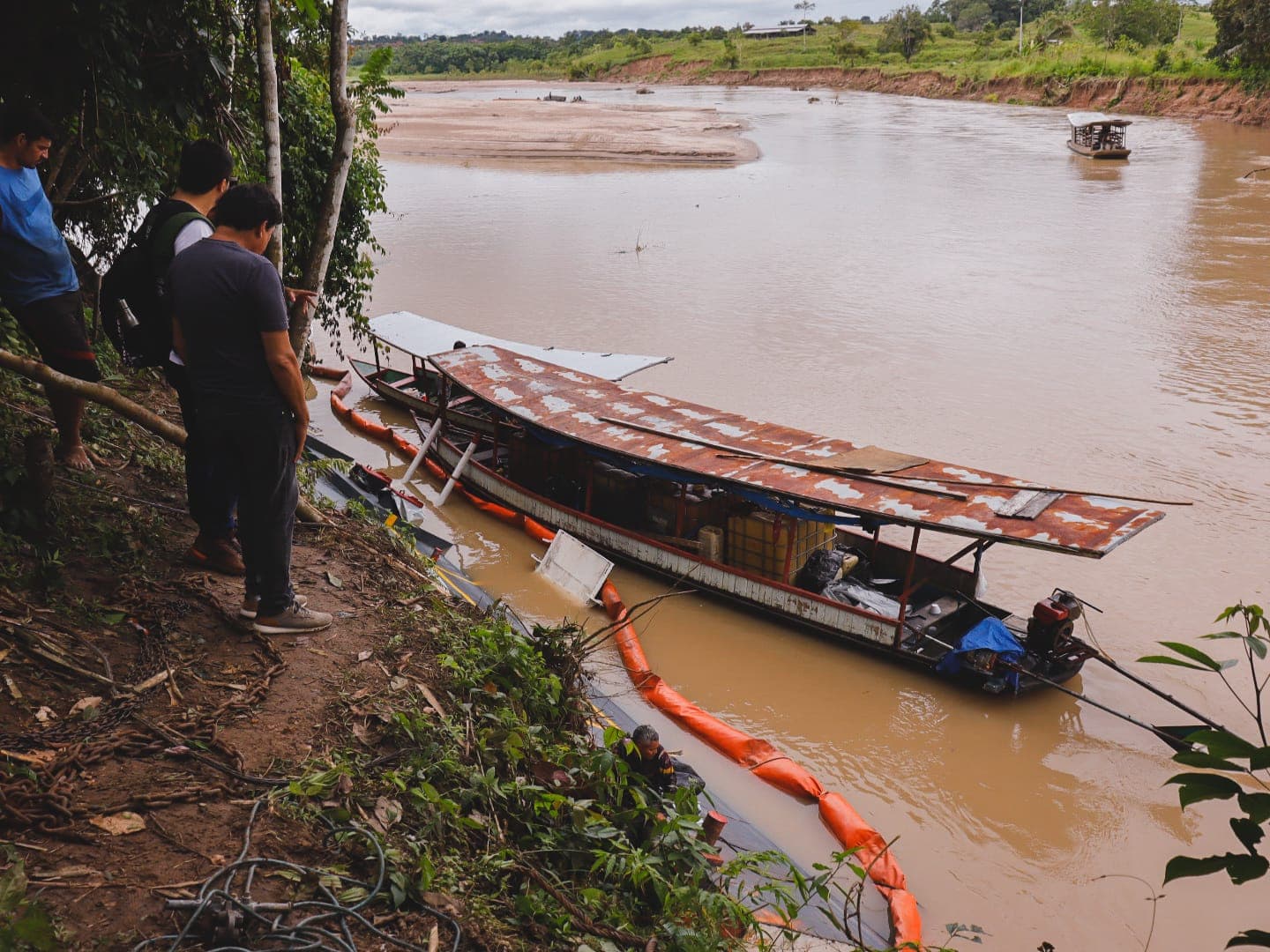 Acre intensifica monitoramento e ações de mitigação após vazamento de óleo em Jordão