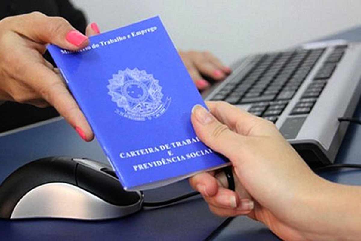 Impulsionada pelos setores de serviços e comércio, geração de empregos no Acre ultrapassa a marca de mil novas vagas em março