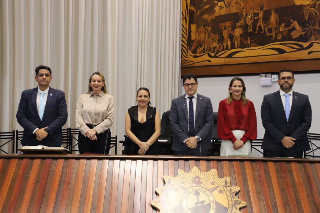 Procuradoria-Geral do Estado é homenageada em sessão solene na Assembleia Legislativa do Acre