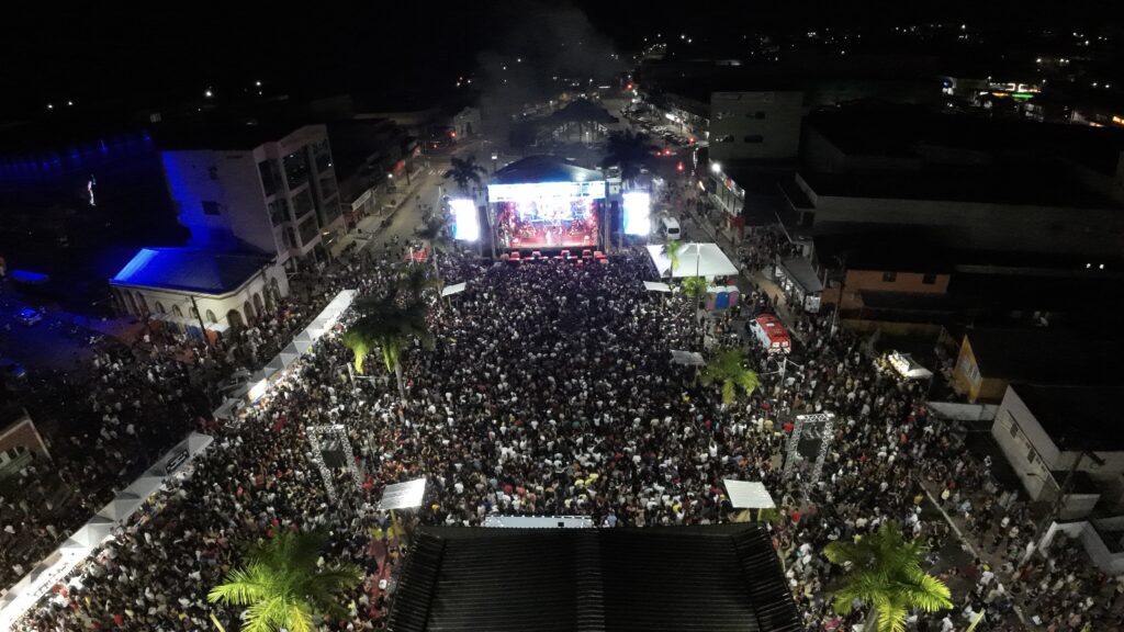 Show da cantora Joelma marca celebração Dia do Trabalhador em Cruzeiro do Sul