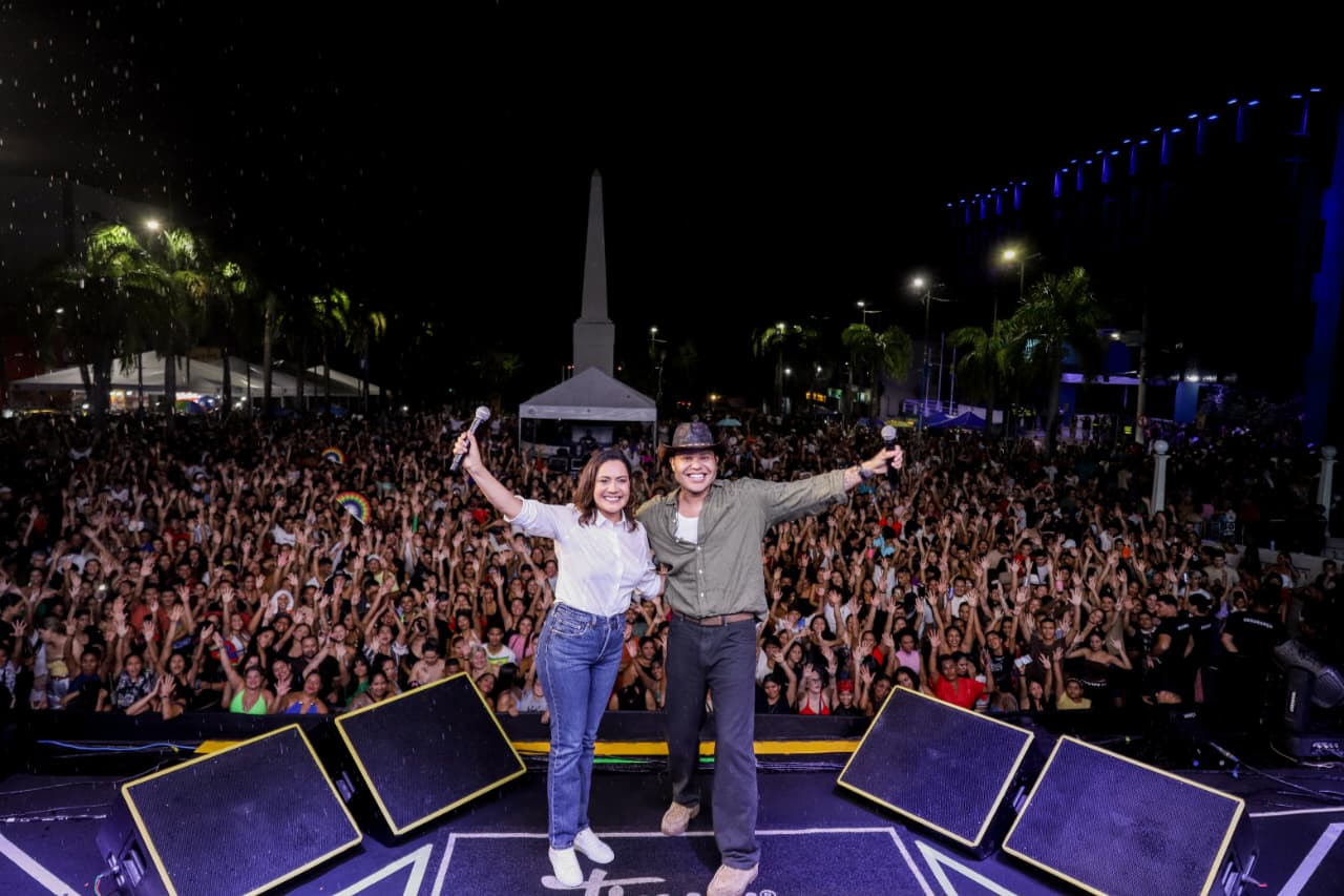 Festa do Trabalhador reúne multidão em Rio Branco com show de Tierry