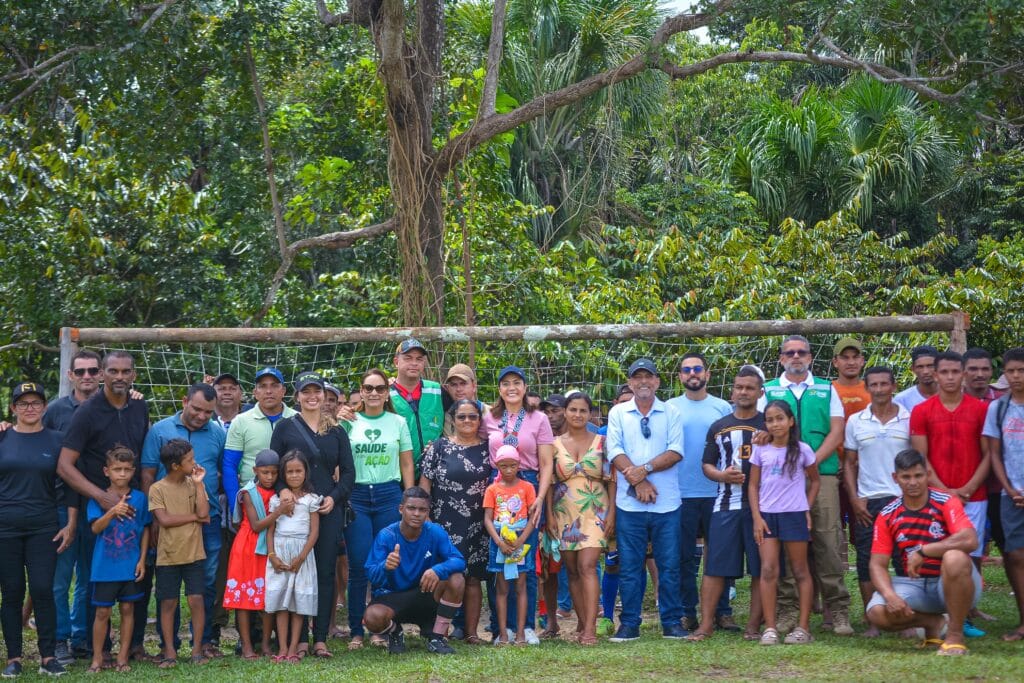 Em visita inédita, governadora Mailza Assis participa de ação itinerante na Comunidade Bom Sossego