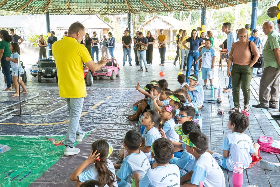 RBTrans realiza abertura do Maio Amarelo 2026 com foco na educação para o trânsito em Rio Branco