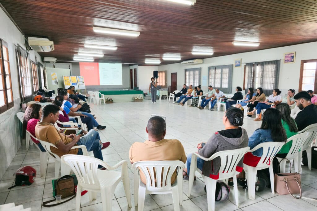 Em Cruzeiro do Sul, Estado realiza formação dos profissionais que atuarão no Programa Elos