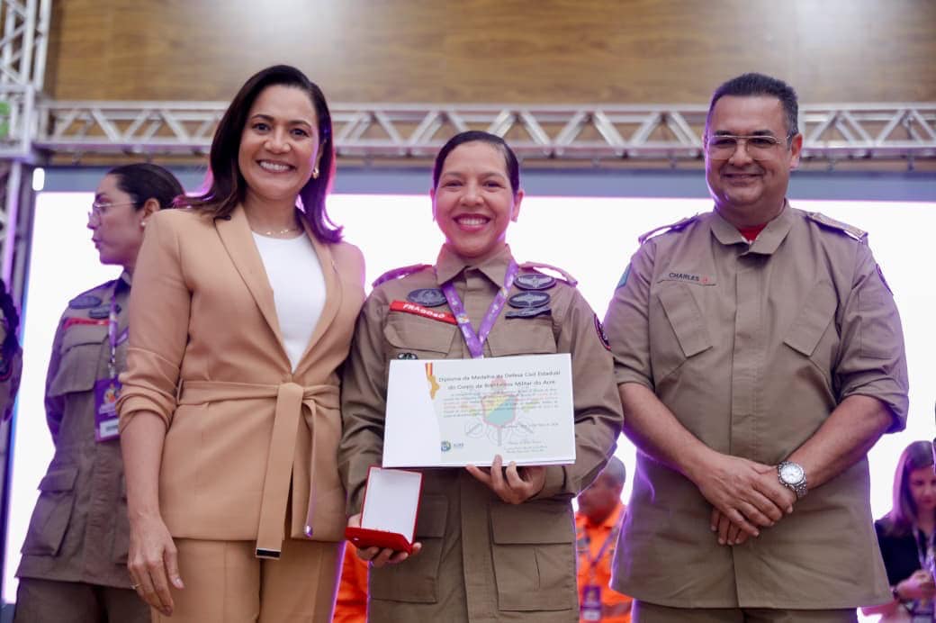 Governadora Mailza Assis reforça protagonismo feminino nas corporações durante encontro nacional de bombeiras militares no Acre