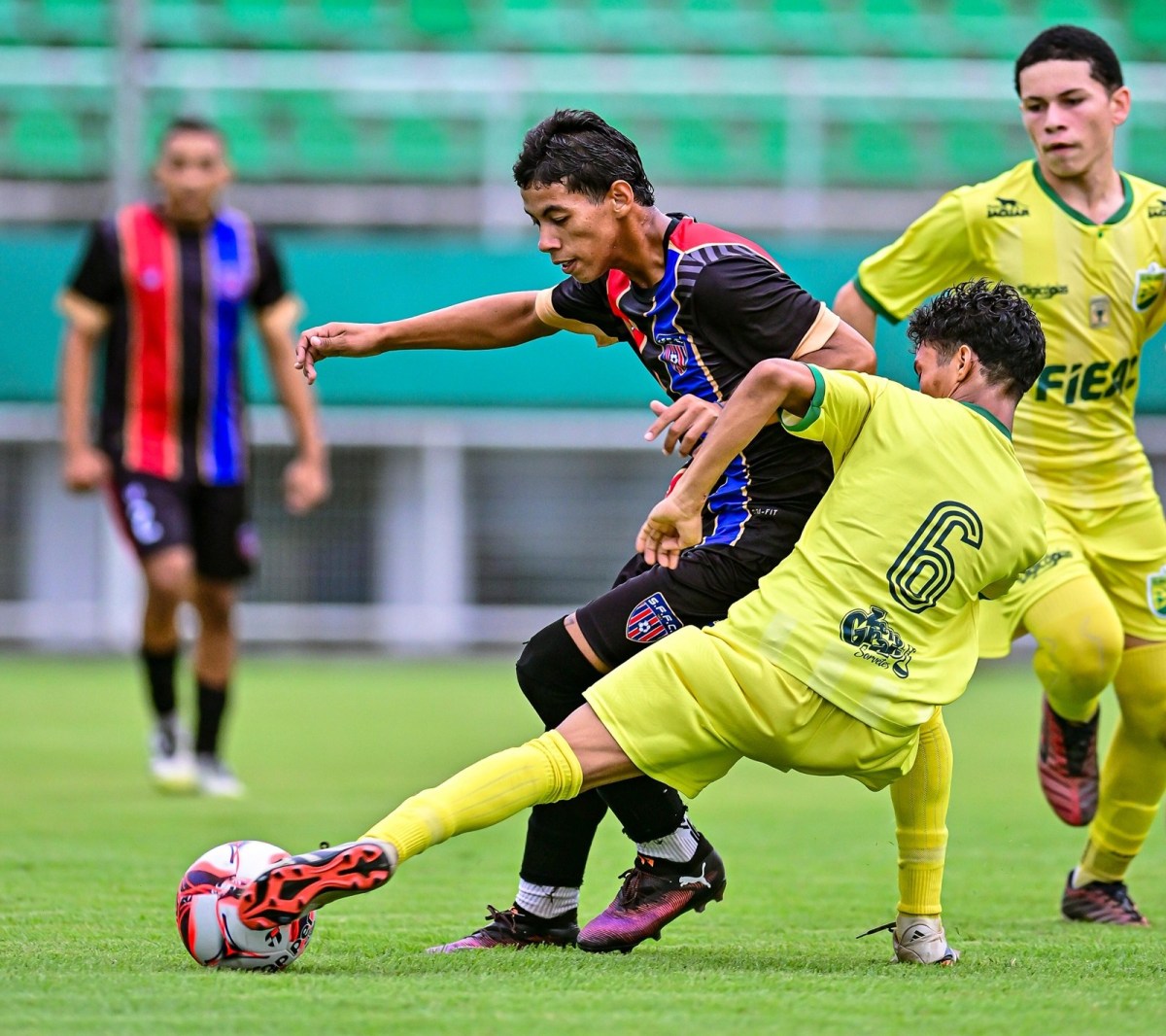 Eficiente, São Francisco atropela o Galvez pelo Sub-20