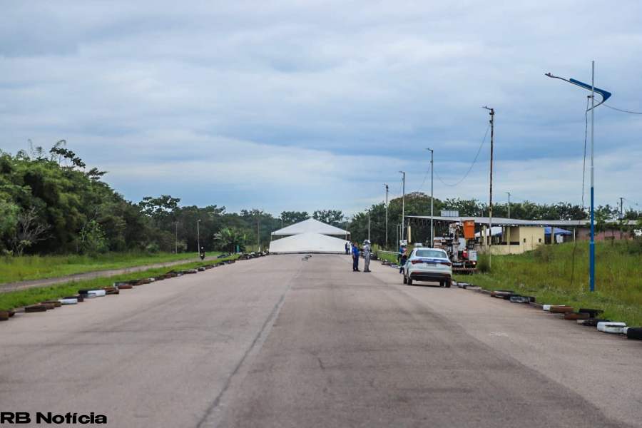 Arena Race recebe serviços de limpeza e manutenção para reativação da pista
