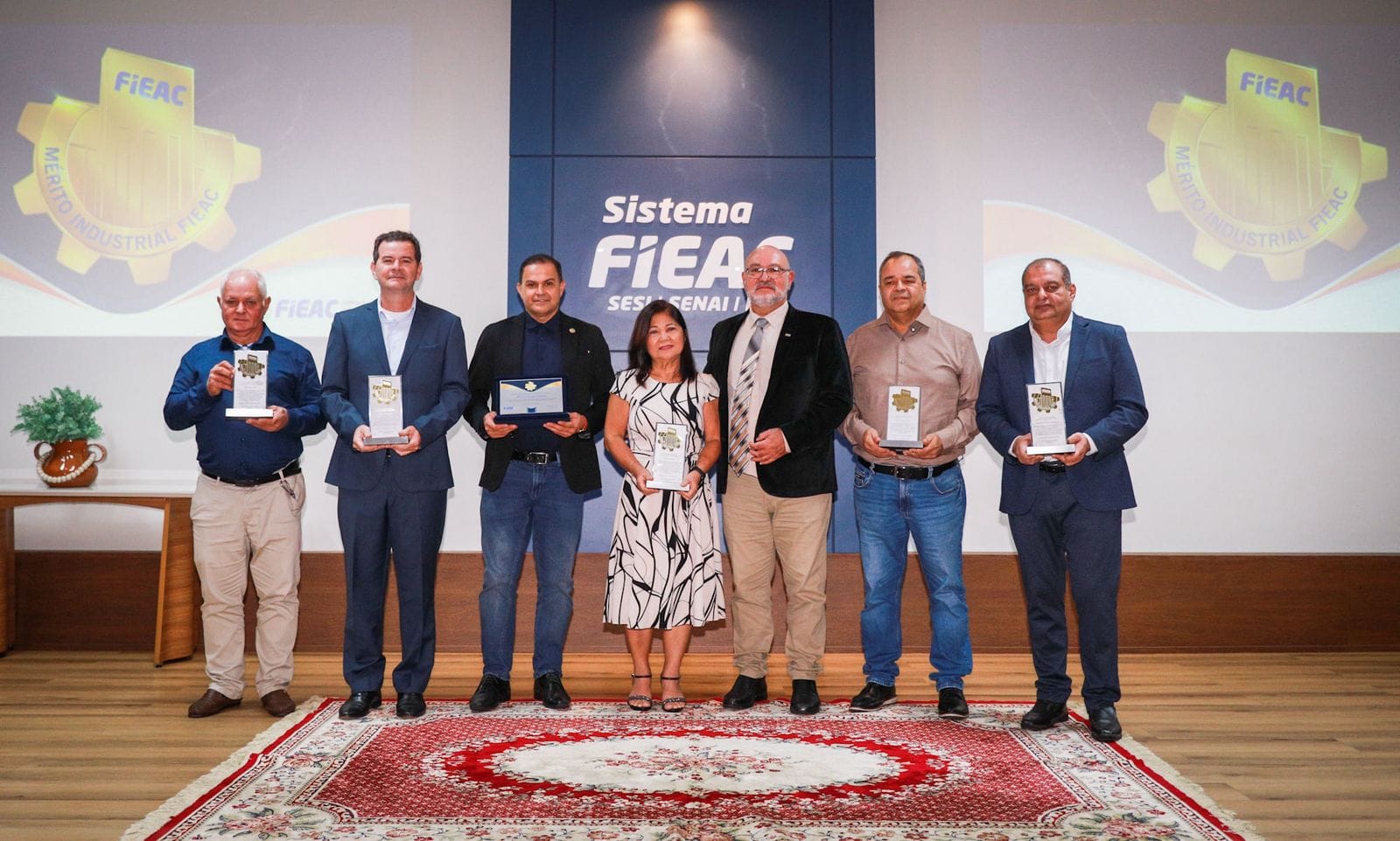 Governo recebe homenagem da Fieac por ações de fortalecimento da indústria e desenvolvimento econômico