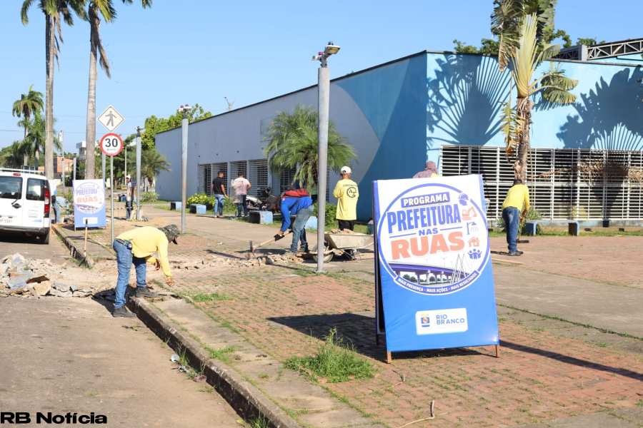 Prefeito de Rio Branco vistoria Praça da Juventude e avalia ações para revitalização do espaço