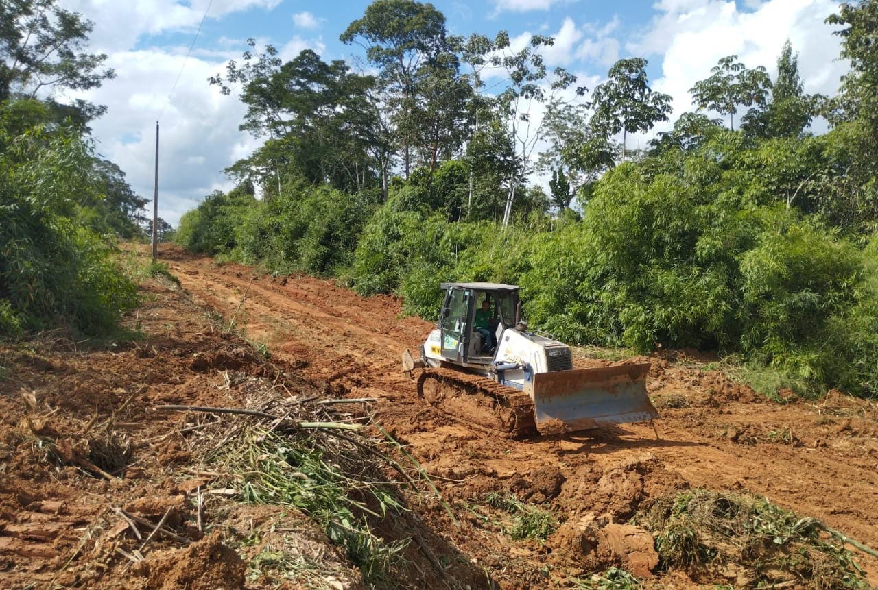 Governo do Acre leva melhorias de acesso ao Ramal do Macapá, na Transacreana
