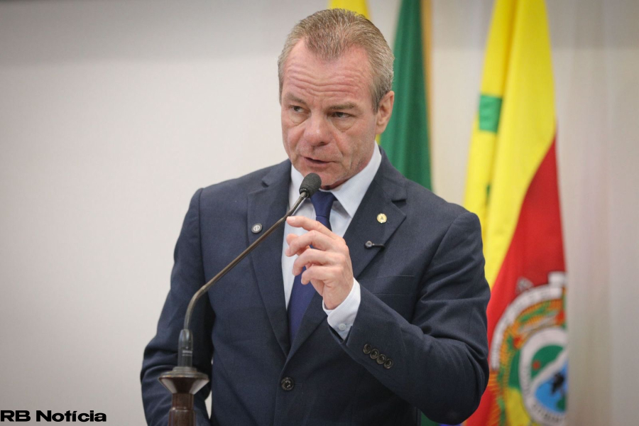 Longo apela ao TCE para tratar com prioridade convocação do concurso dos Bombeiros