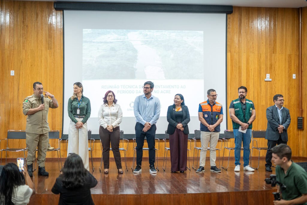 Governo do Acre promove reunião técnica para apresentar prognósticos climáticos e ações preventivas para o período de seca