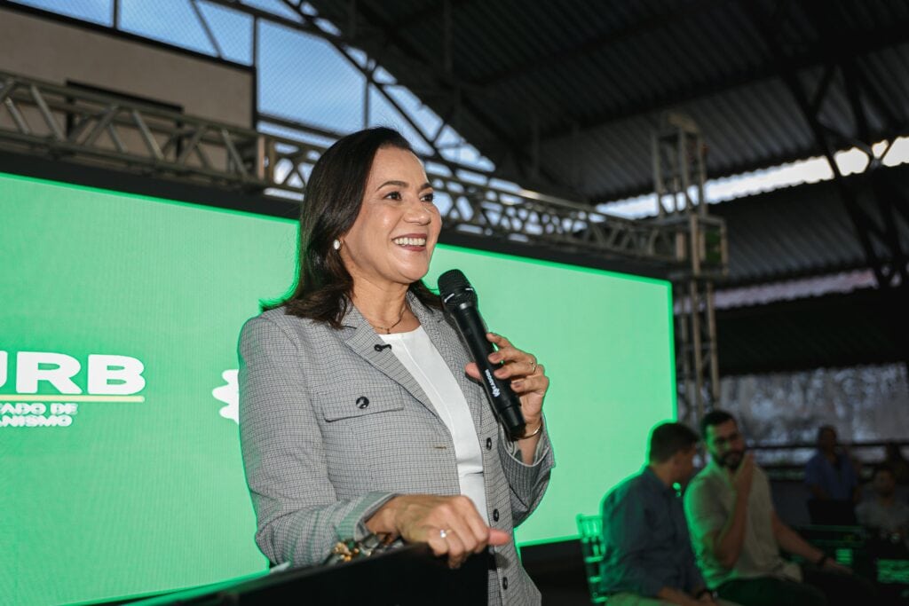 Governadora Mailza Assis cumpre agenda no Juruá com entregas nas áreas de assistência social, segurança pública e educação