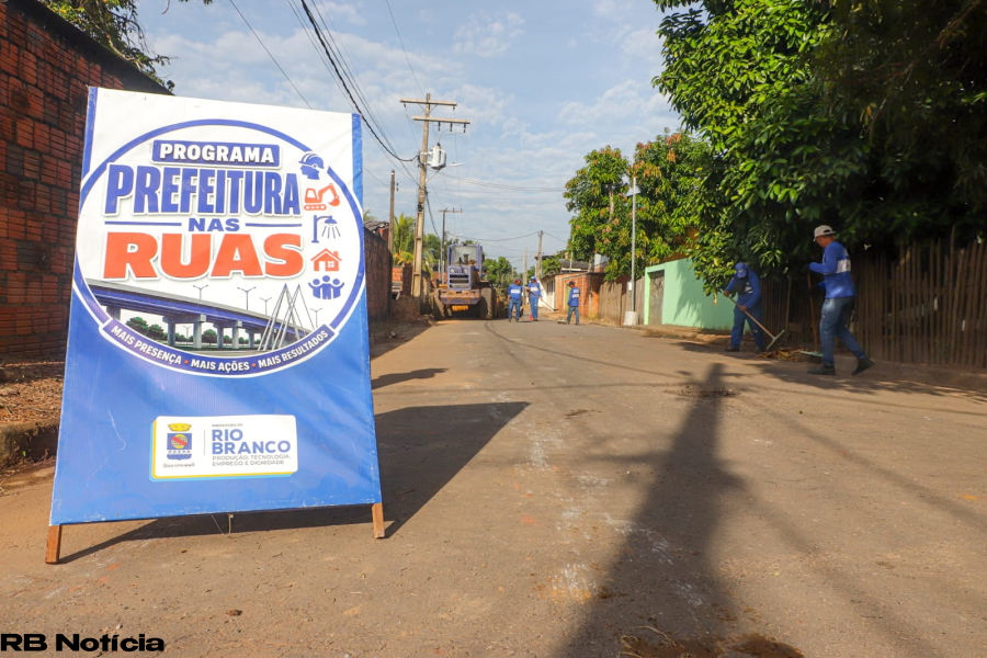 Prefeitura de Rio Branco intensifica serviços de limpeza e manutenção na Baixada da Cadeia Velha