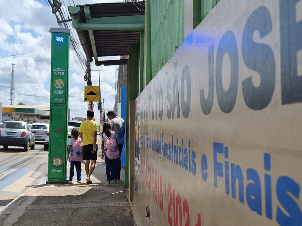 Segurança pública instala posto eletrônico em frente ao Instituto São José