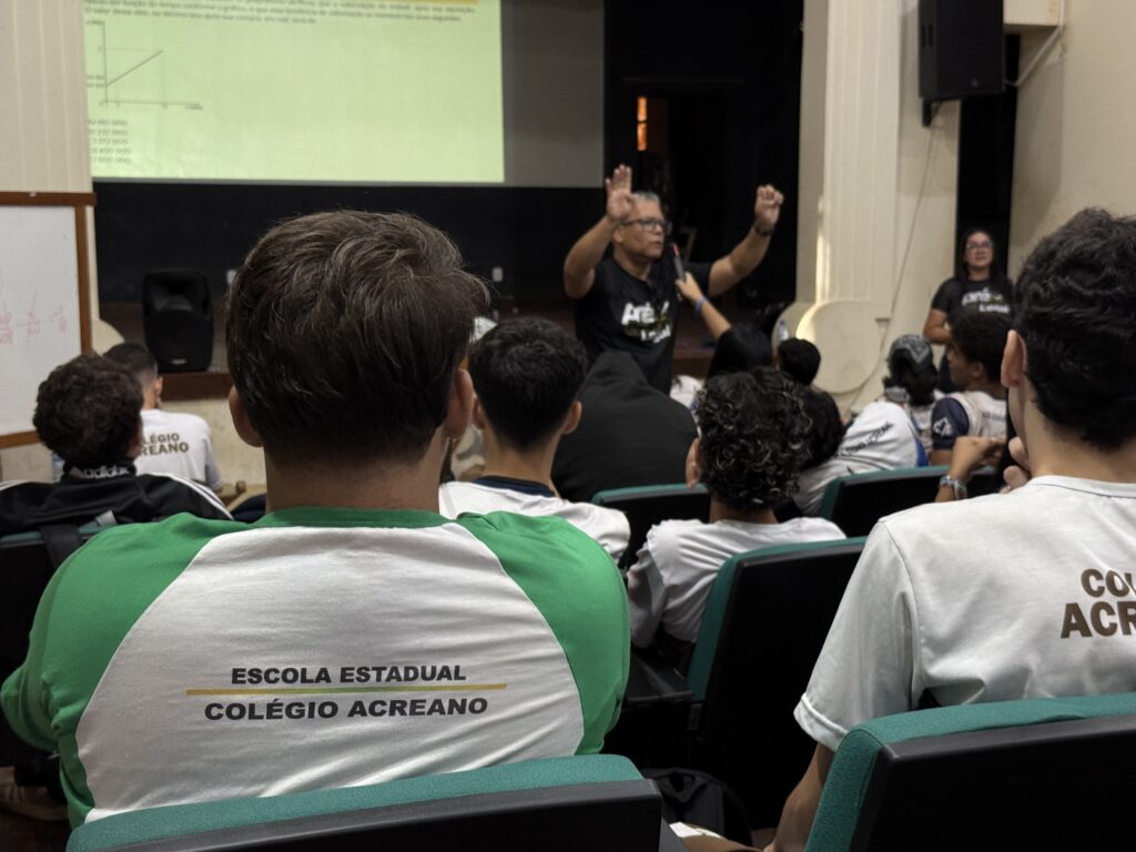 Pré-Enem Legal segue com aulões presenciais em escolas de Rio Branco