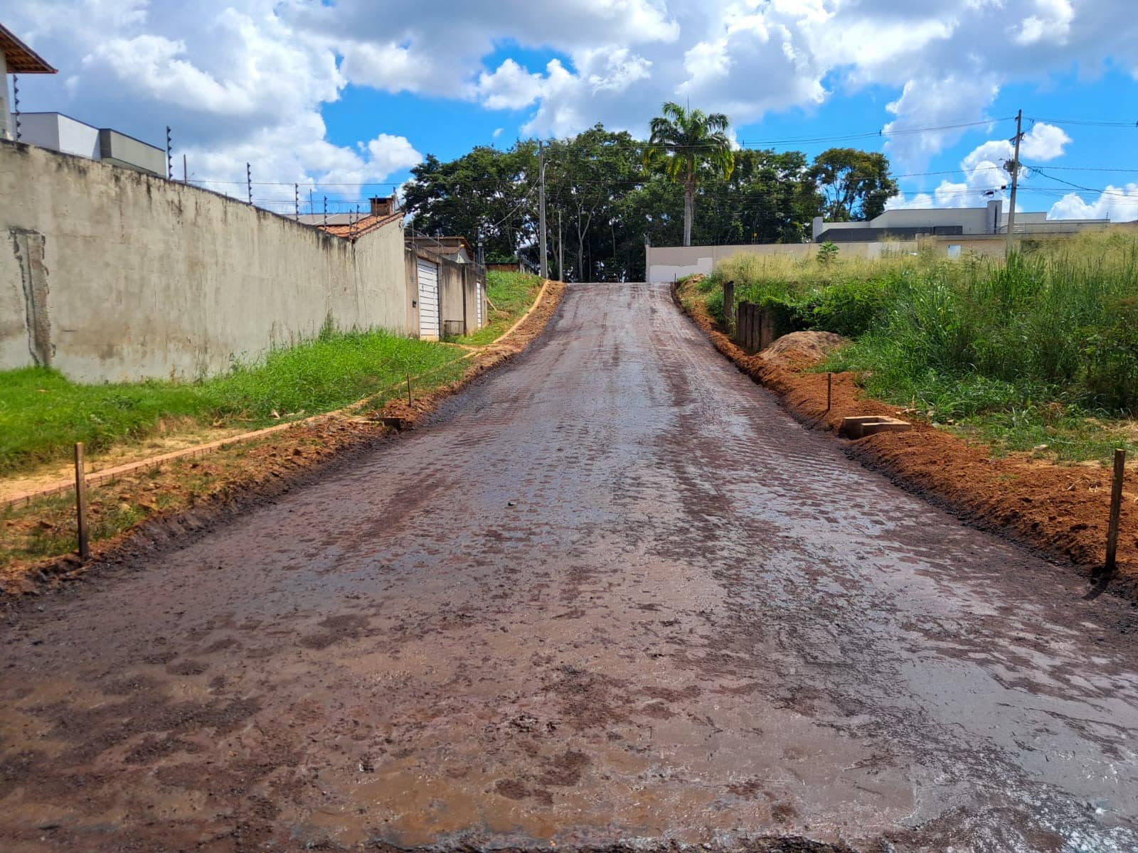 Governo do Acre prepara obra de pavimentação em tijolos maciços na Rua Luxemburgo, em Rio Branco