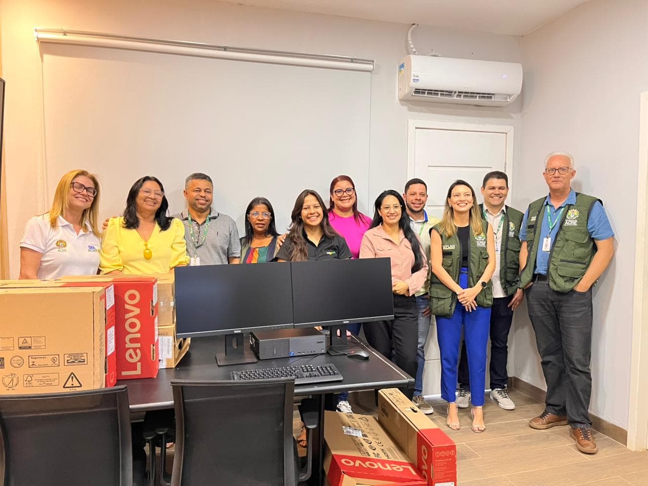 Seplan promove fortalecimento institucional com entrega de equipamentos para gestão de convênios