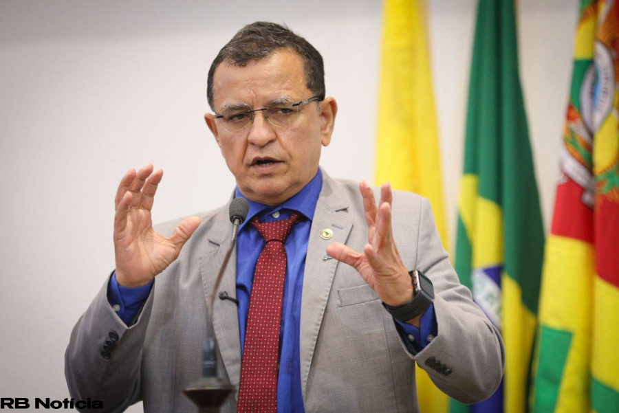 Luiz Gonzaga critica novas promessas para a BR-364 e cobra obras definitivas do governo federal