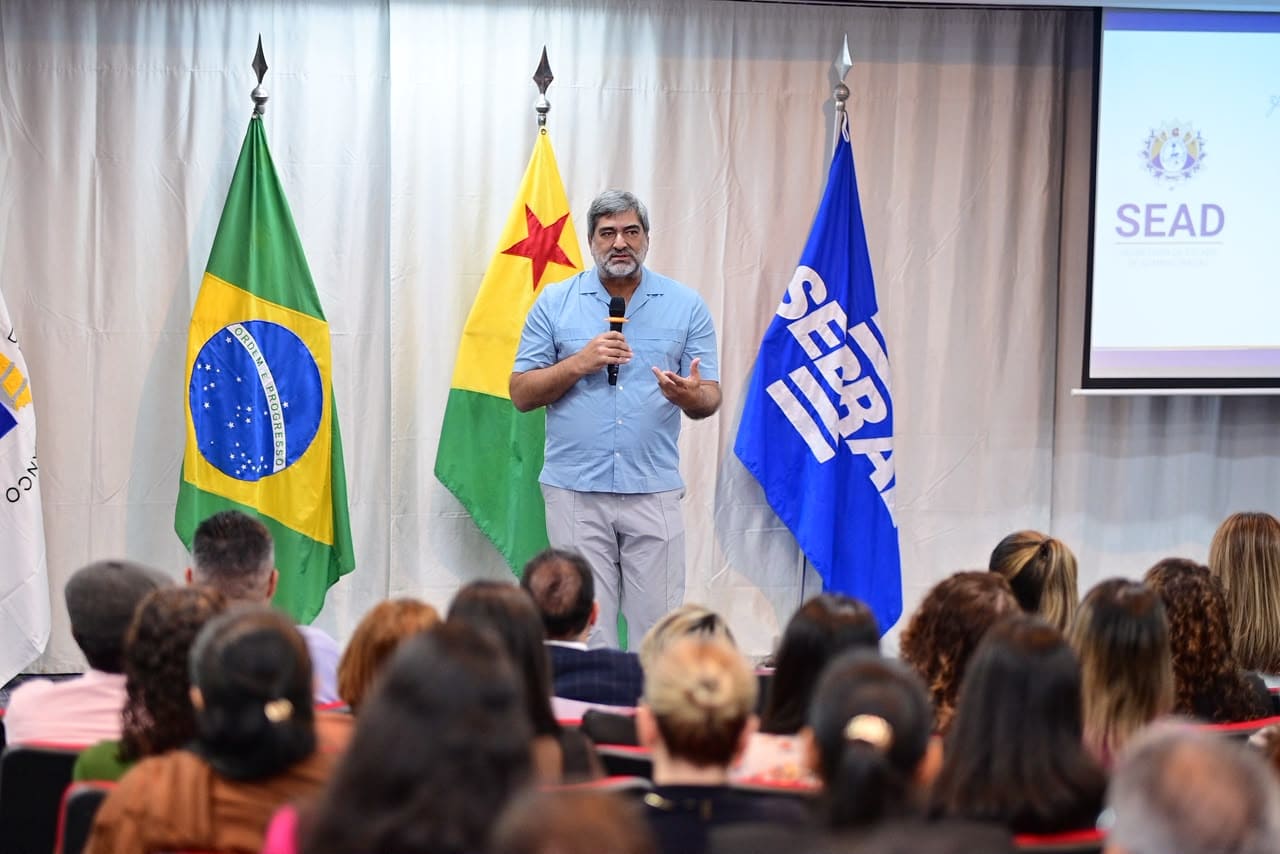 Rio Branco recebe palestra com Zeca Camargo sobre inovação, tecnologia e futuro do trabalho