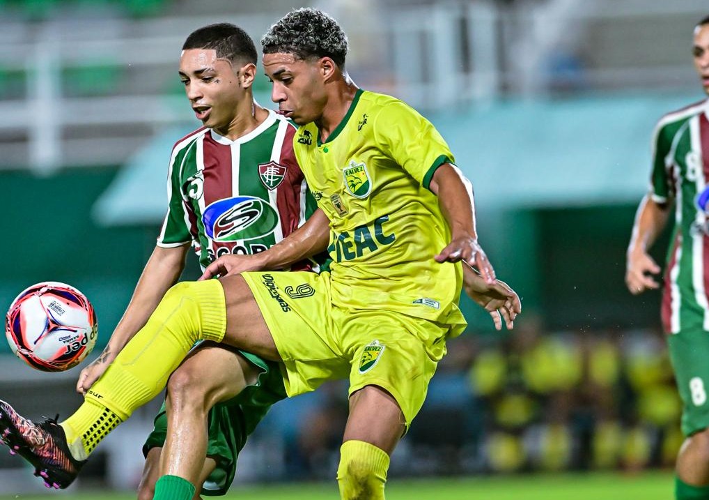 Sub-20: Independência goleia, avança e complica a vida do Galvez