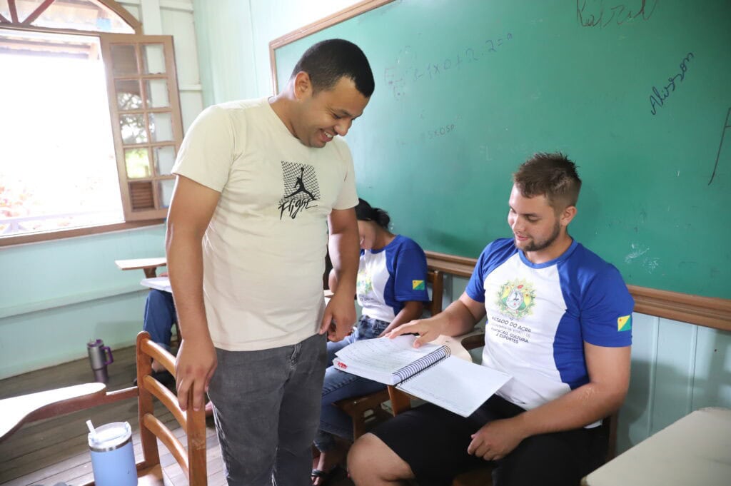 Governo convoca professores e assistentes educacionais para atendimento no Alto Acre