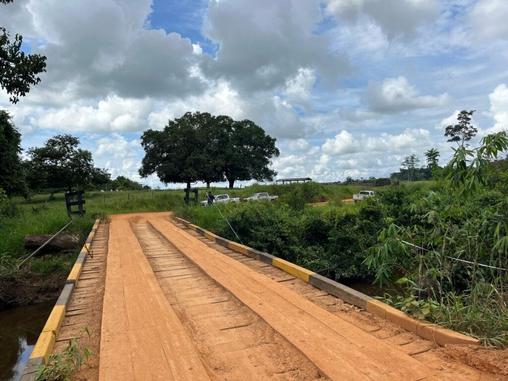 Deracre realiza vistoria para construção de ponte no ramal do km 19 durante Operação Verão em Brasileia