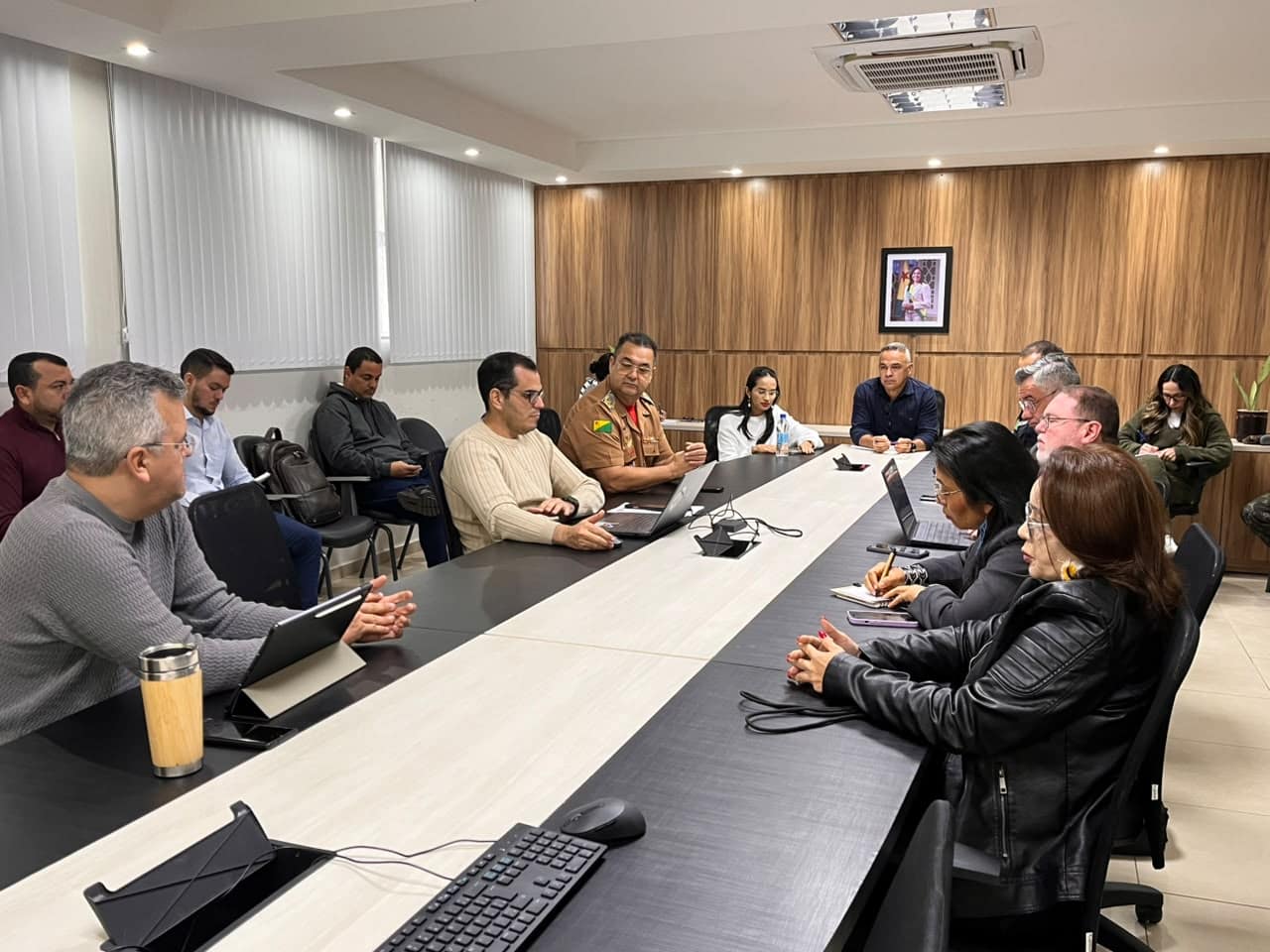 Governo do Acre realiza terceira reunião do comitê gestor do projeto Rumo ao Desmatamento Ilegal Zero