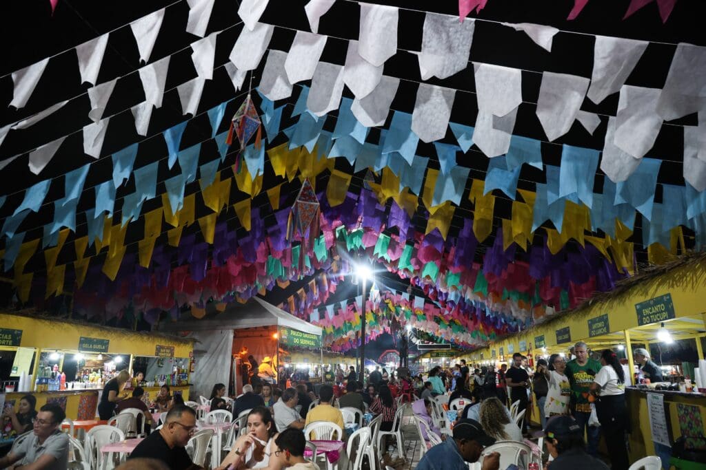 Com famílias reunidas, Arraial Cultural movimenta Rio Branco com quadrilhas, bingo e comidas típicas