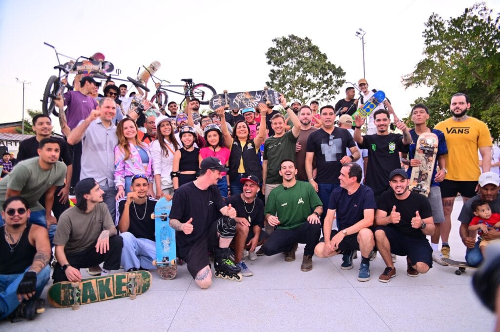 Governadora entrega revitalização do Skate Park em Rio Branco