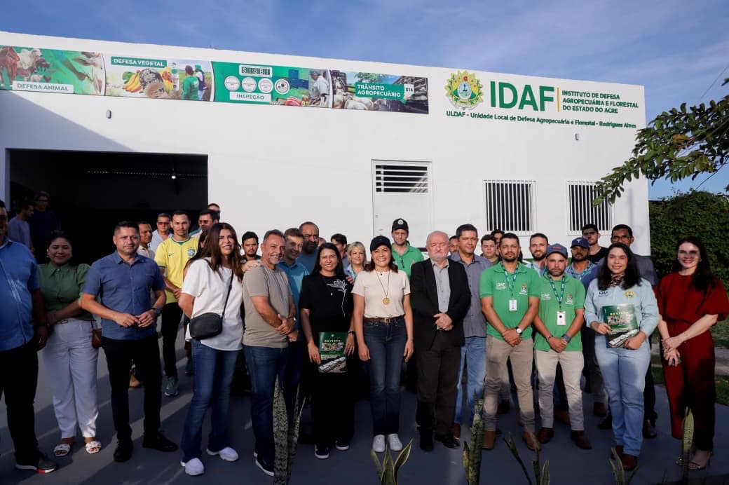 ‘Melhores condições de trabalho’, diz governadora Mailza ao entregar reforma da unidade do Idaf em Rodrigues Alves