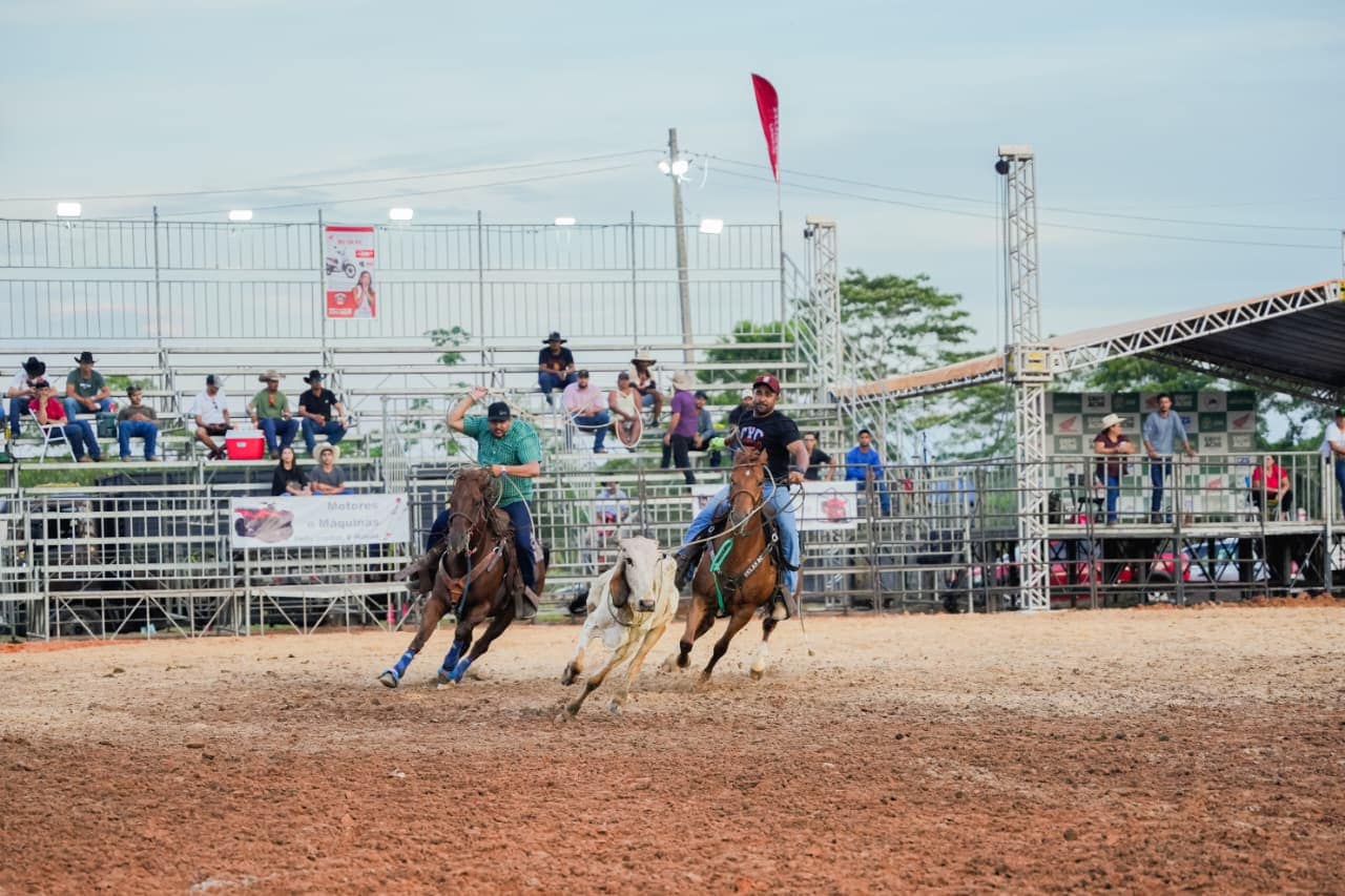 Prova do Laço agita a Arena de Rodeios e consagra os campeões da 21ª edição da Expoacre Juruá