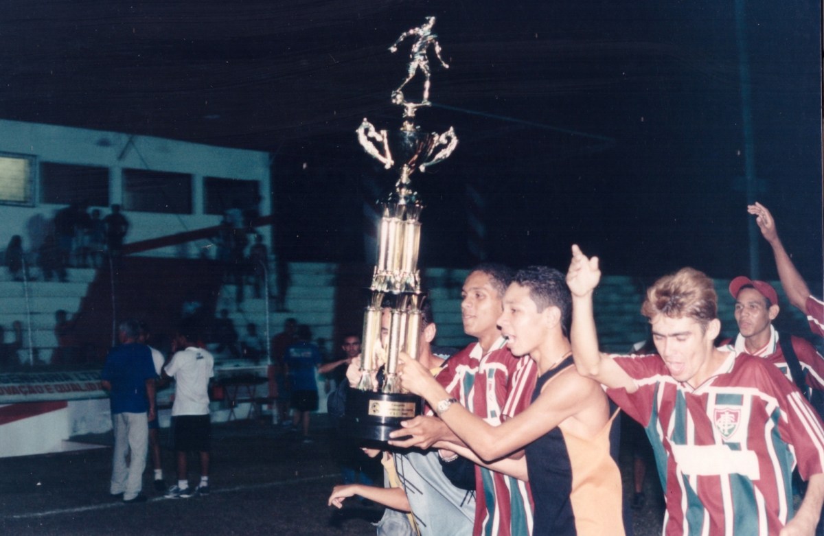 Veja como foi a histórica conquista do Tricolor de Aço na disputa do Juniores, em 2002