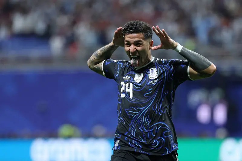 Inglaterra 1 x 2 Argentina – Hermanos fazem história novamente
